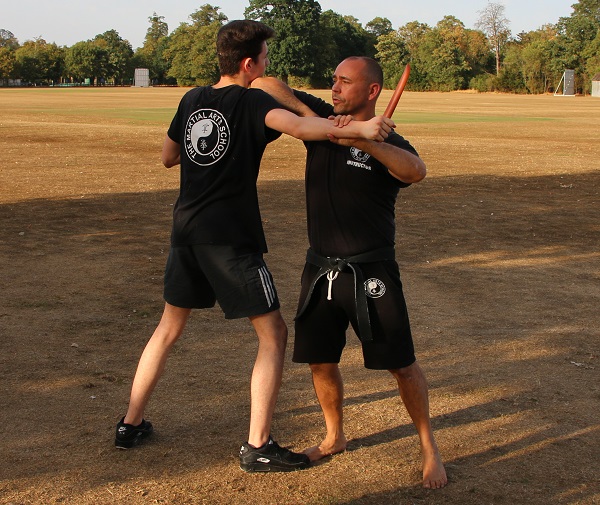 Knife Defence Front Slash
